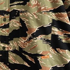 画像8: APPLEBUM  Tiger Camo OS Jacket (Tiger Camo) (8)