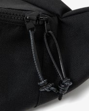 画像3: hobo  WAIST POUCH NYLON OXFORD with COW LEATHER (BLACK) (3)