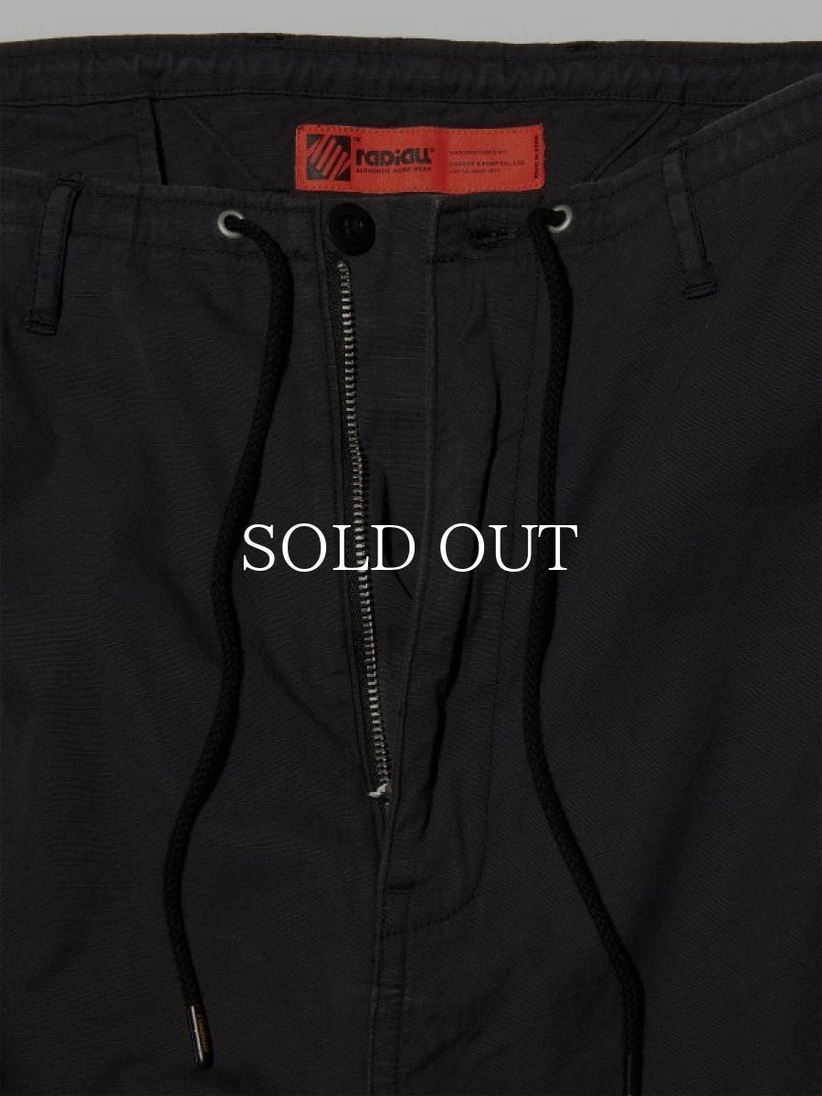 画像3: RADIALL  CLAN - WIDE FIT CARGO PANTS (Black) (3)