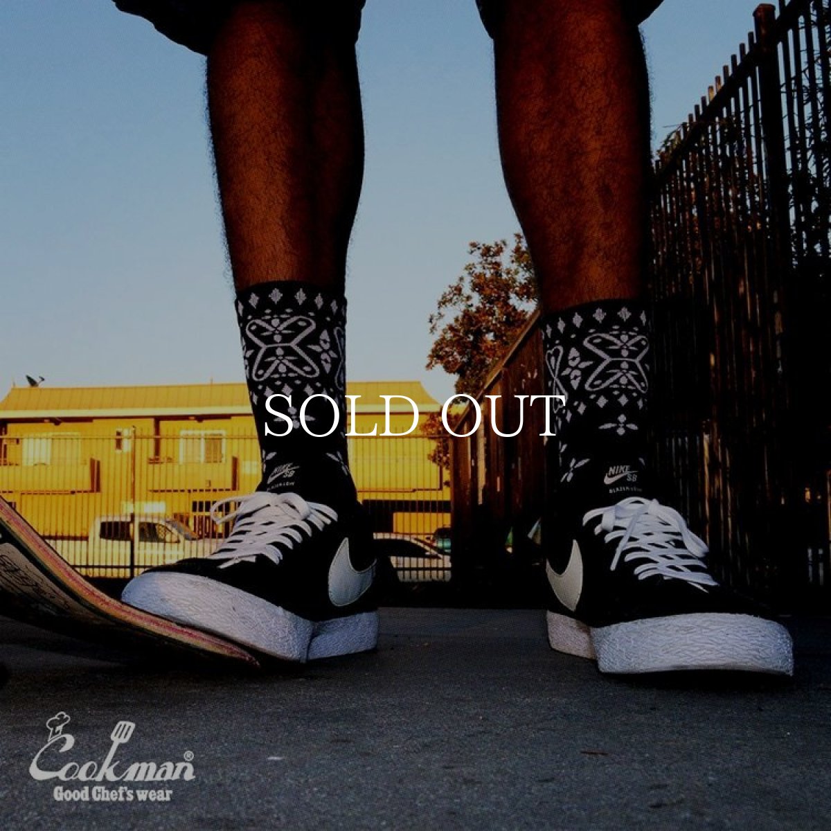 画像8: COOKMAN  ソックス Crew Socks Bandanna Cross Black (8)