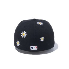 画像4: NEW ERA  59FIFTY MLB Flower Embroidery ロサンゼルス・ドジャース ブラック (4)