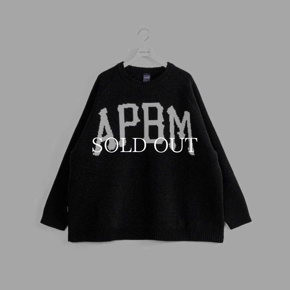 画像1: APPLEBUM  "APBM" Crew Sweater (1)