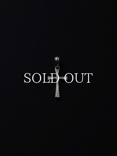 定価26400円 ANTIDOTE BUYERS CLUB Engraved Cross Pendant