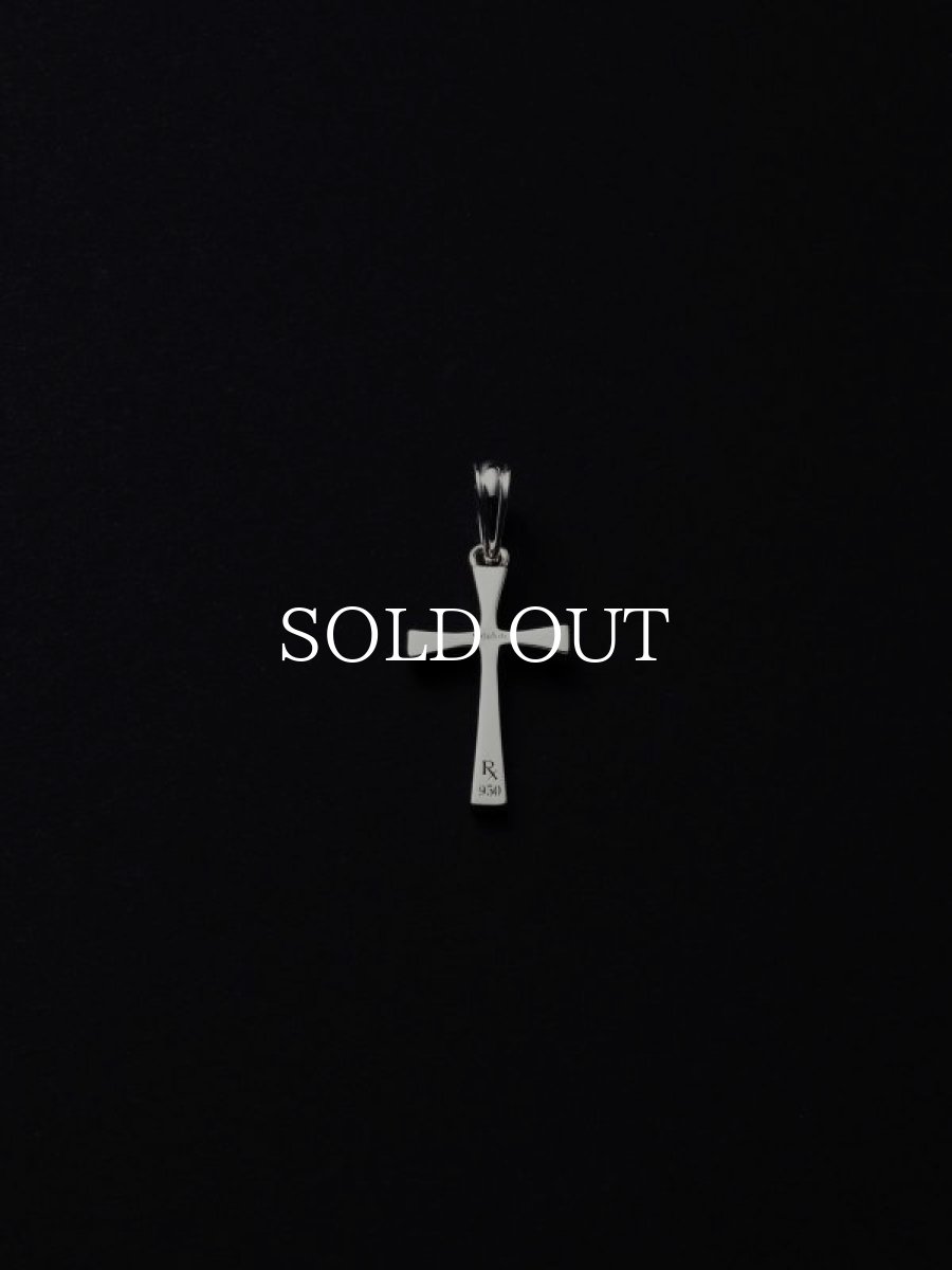 画像2: ANTIDOTE BUYERS CLUB   Engraved Tiny Cross Pendant (2)
