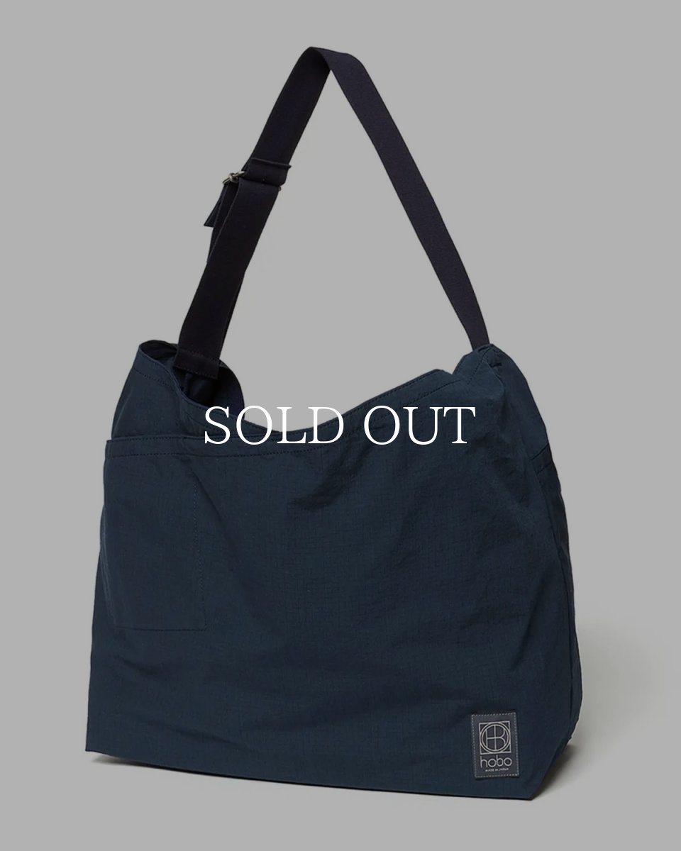 画像2: hobo  AZUMA SHOULDER BAG L COTTON NYLON RIPSTOP OVER DYED (2)