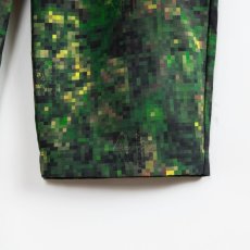 画像11: APPLEBUM  "Pixel Camo" Cargo Pants (11)