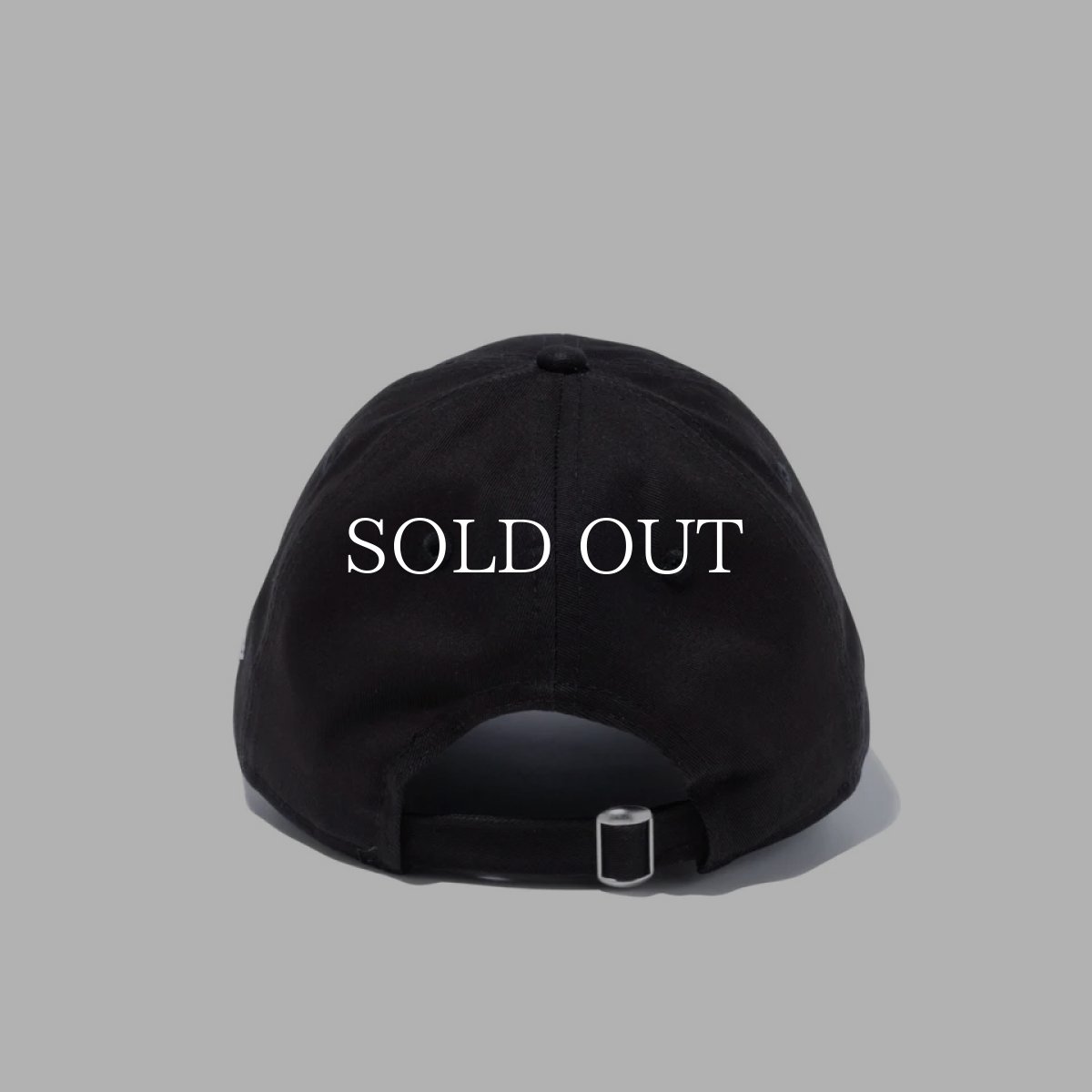 画像5: NEW ERA  9THIRTY クロスストラップ NEW ERA ミニロゴ ノンウォッシュコットン ブラック × ホワイト (5)