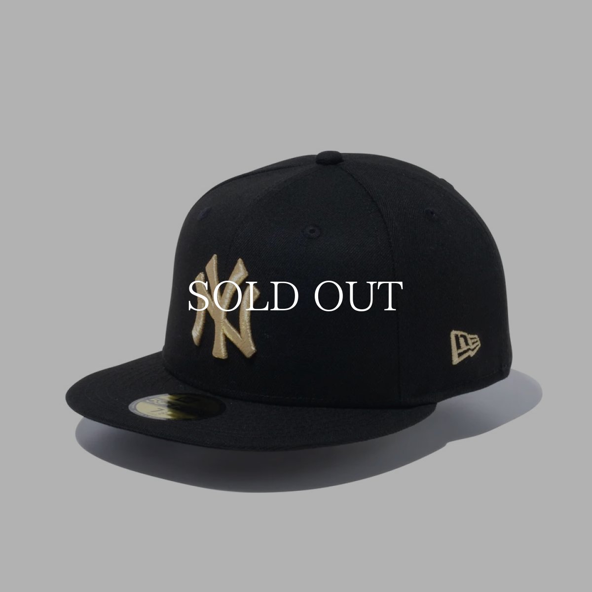 画像1: NEW ERA  59FIFTY ニューヨーク・ヤンキース ブラック × ゴールド (1)
