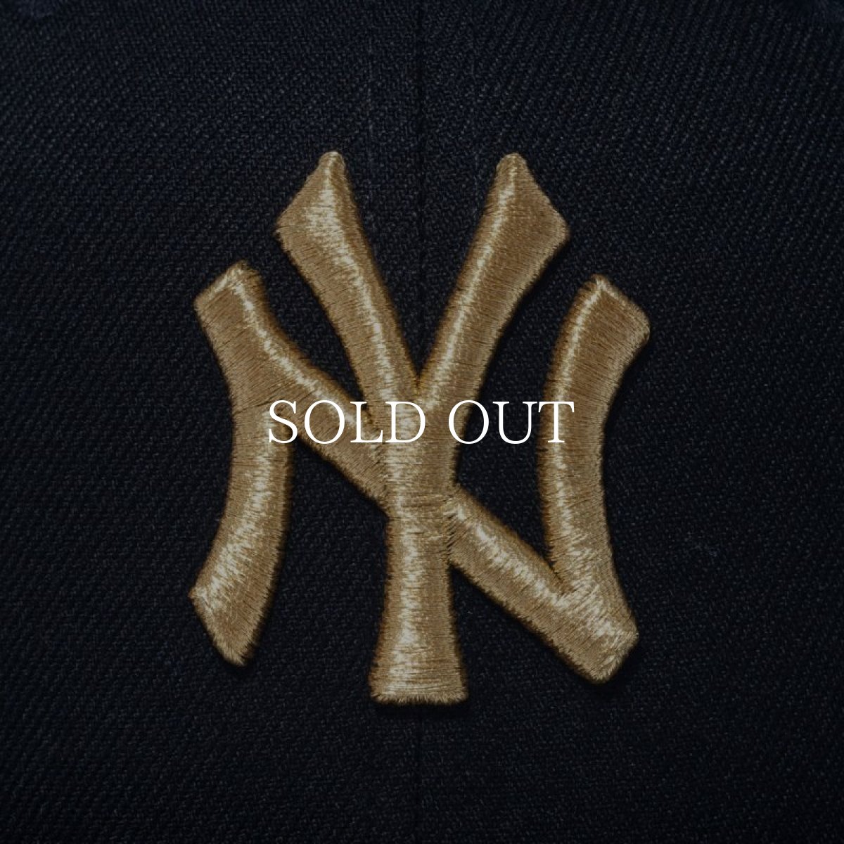 画像3: NEW ERA  59FIFTY ニューヨーク・ヤンキース ブラック × ゴールド (3)