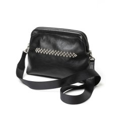 画像1: CALEE  STUDS LEATHER SHOULDER BAG (1)