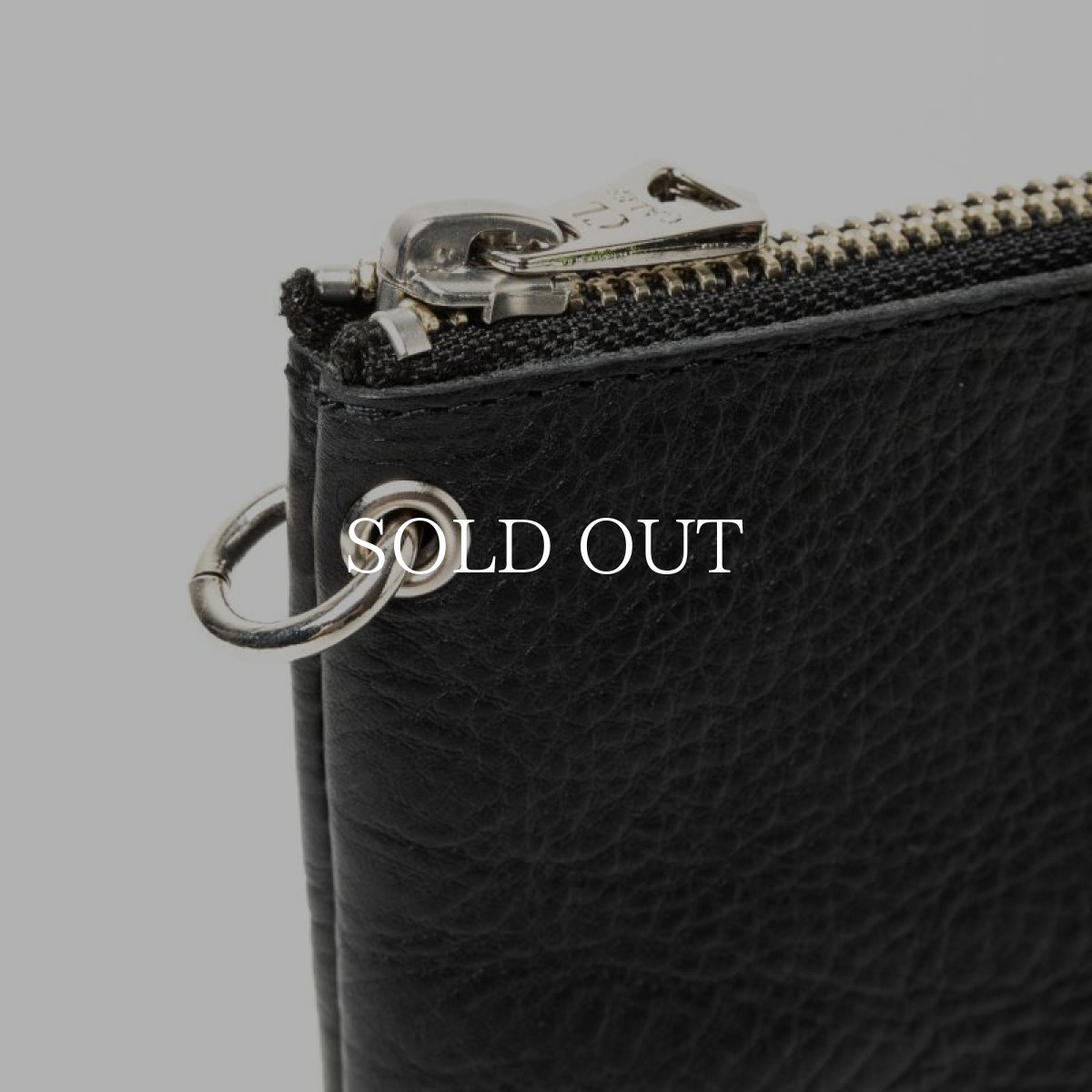 画像5: CALEE  STUDS LEATHER WALLET POUCH (5)