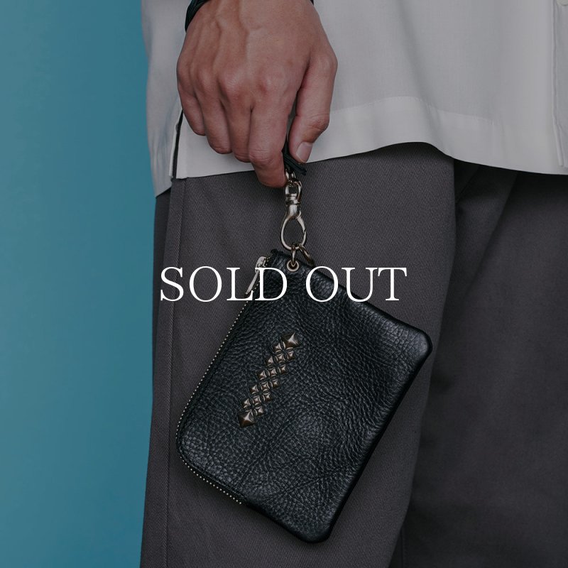 CALEE STUDS LEATHER WALLET POUCH CL-24SS017LE 公式通販
