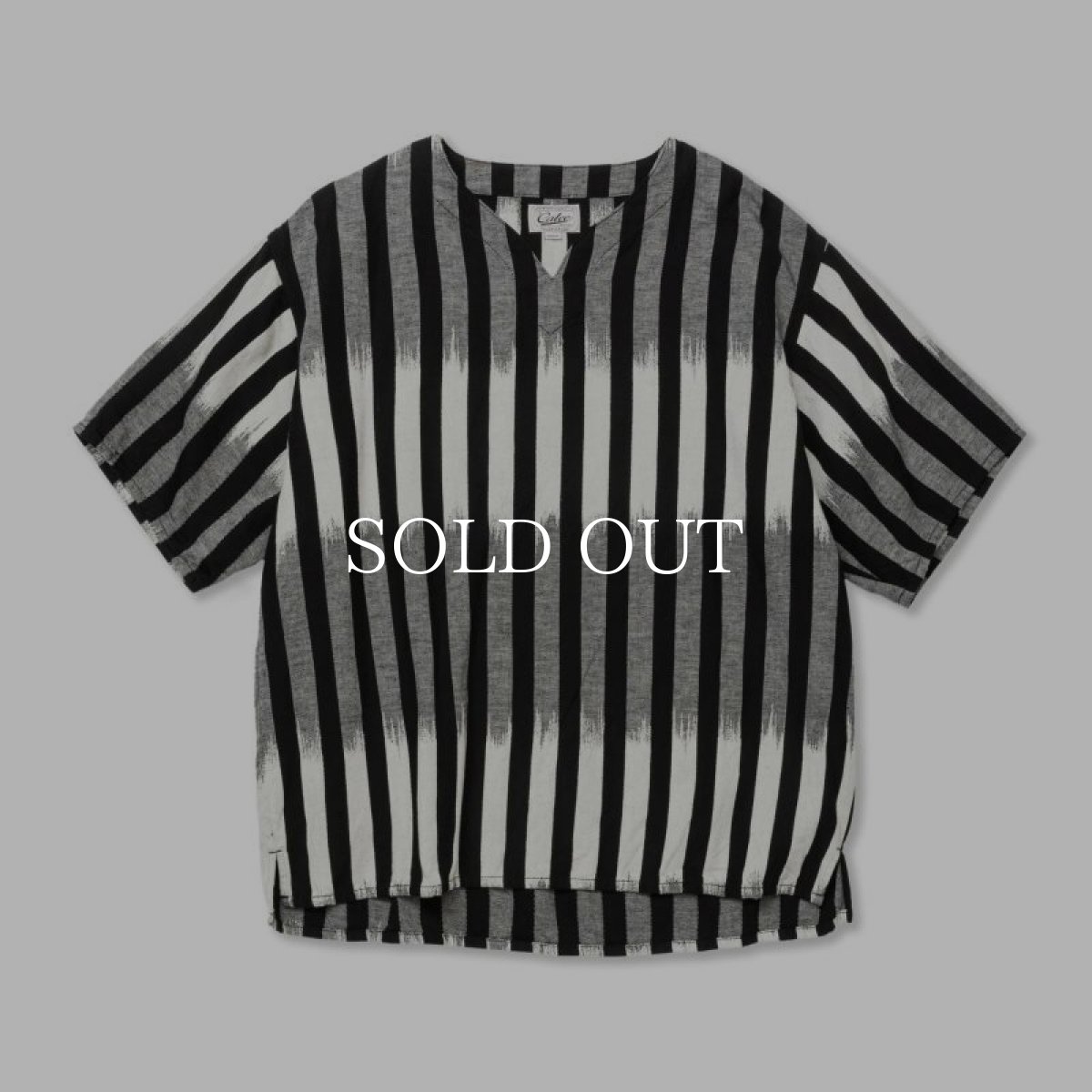 画像1: CALEE  KASURI STRIPE JACQUARD KEY NECK WIDE SHILLHOUETTE SH (1)