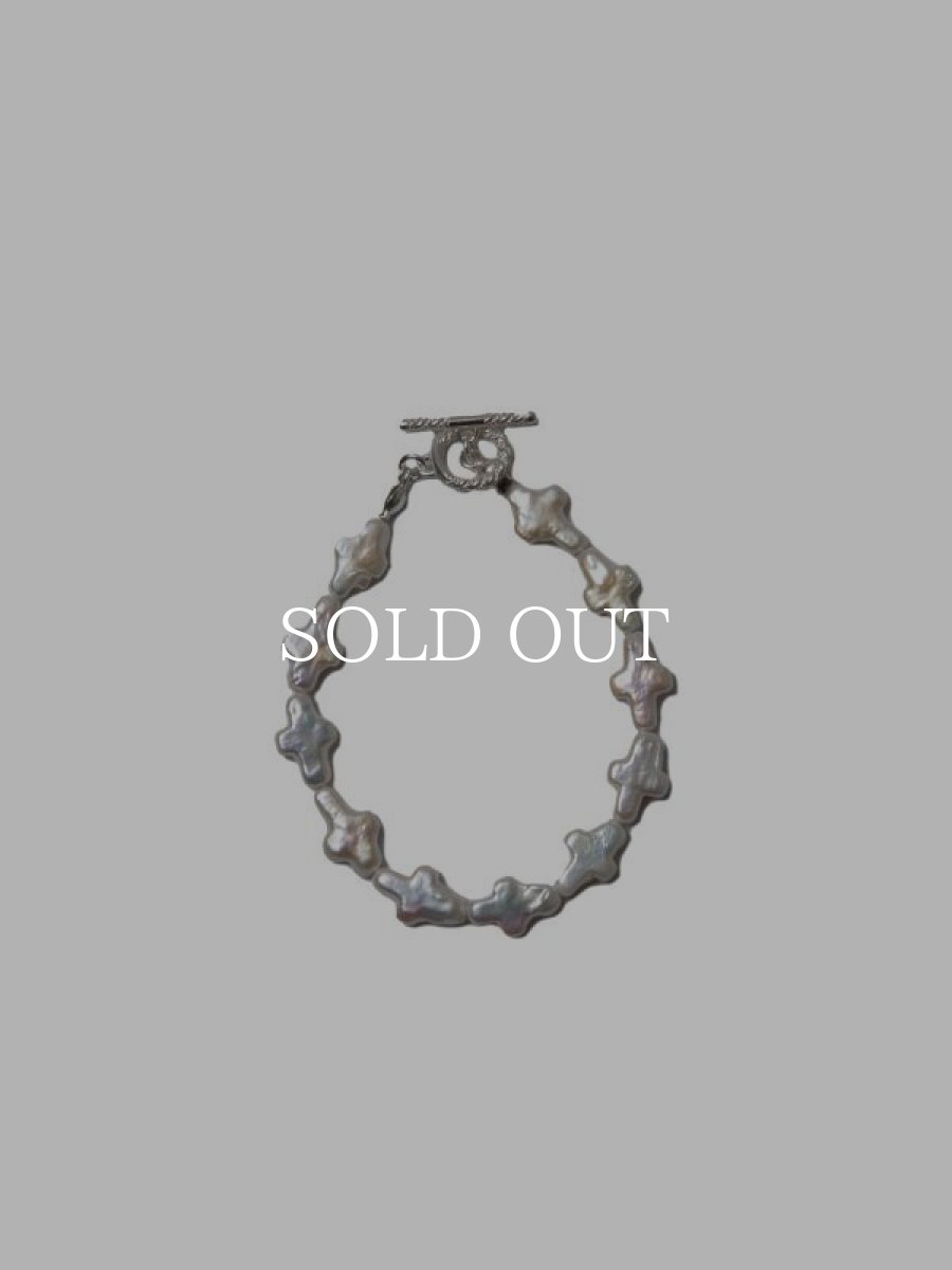 画像1: COOTIE   Distortion Cross Pearl Bracelet (1)