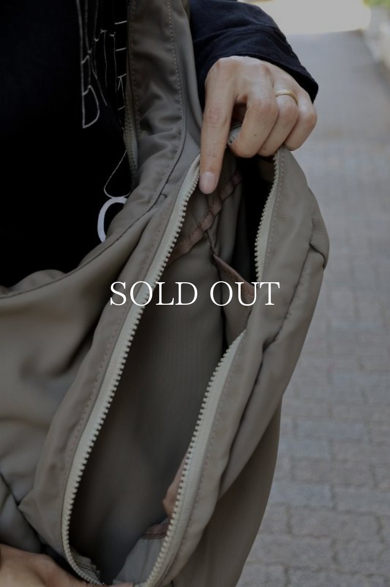 画像4: nonnative  EXPLORER SHOULDER BAG NYLON OXFORD (4)