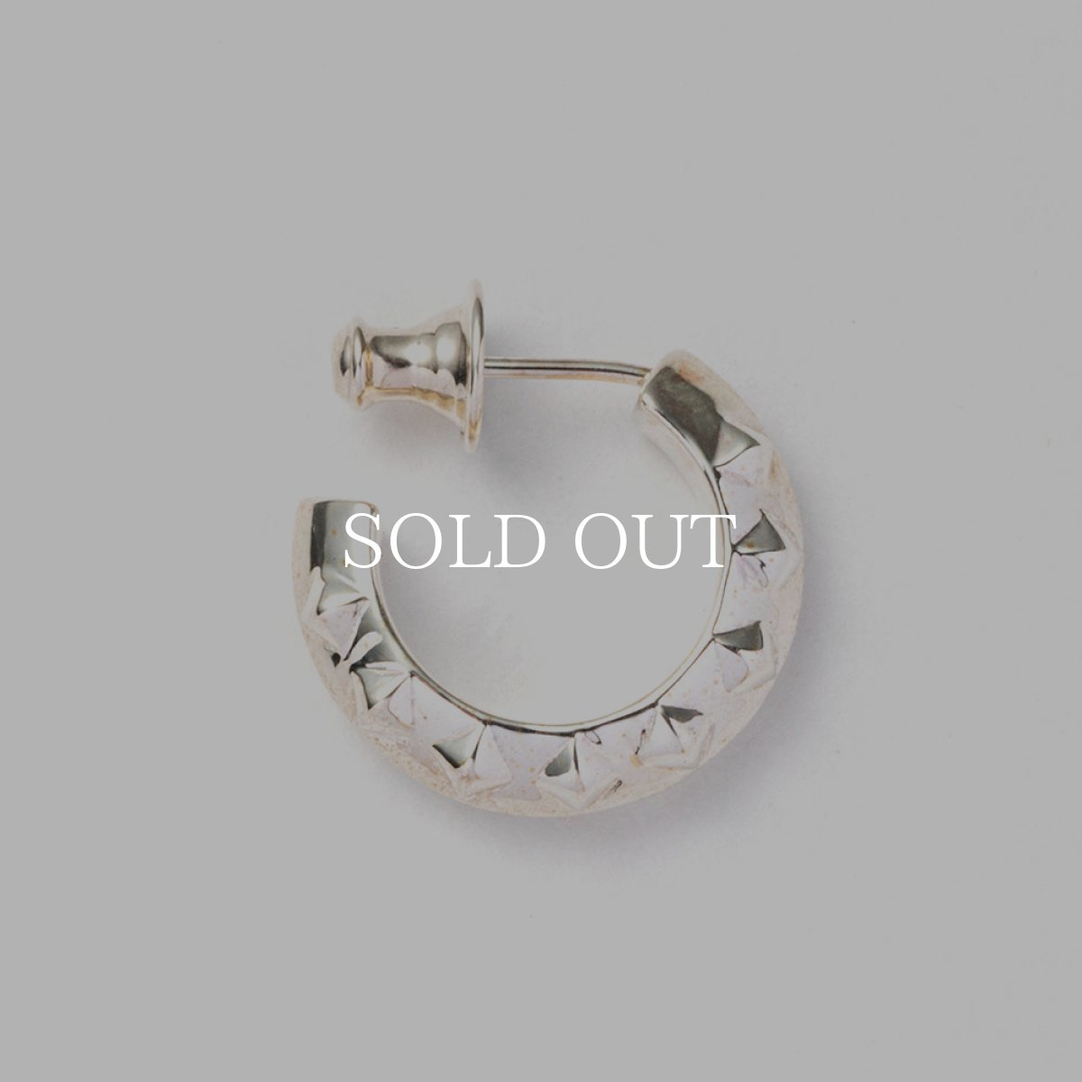 画像1: CALEE  STUDS ROLL SILVER PIERCE ＜LARGE＞ (1)