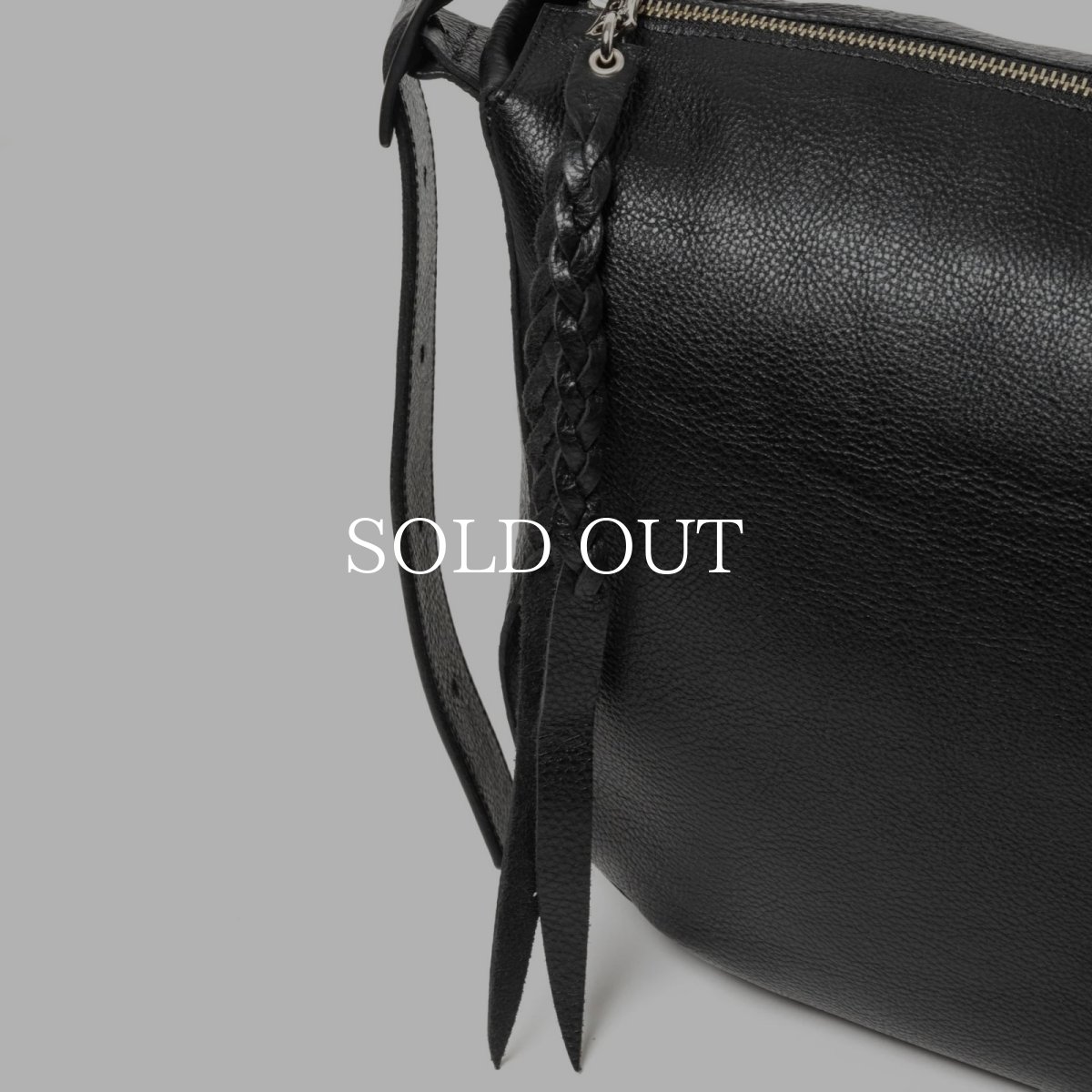 画像6: CALEE  STUDS LEATHER SHOULDER BAG ＜LARGE＞ (6)