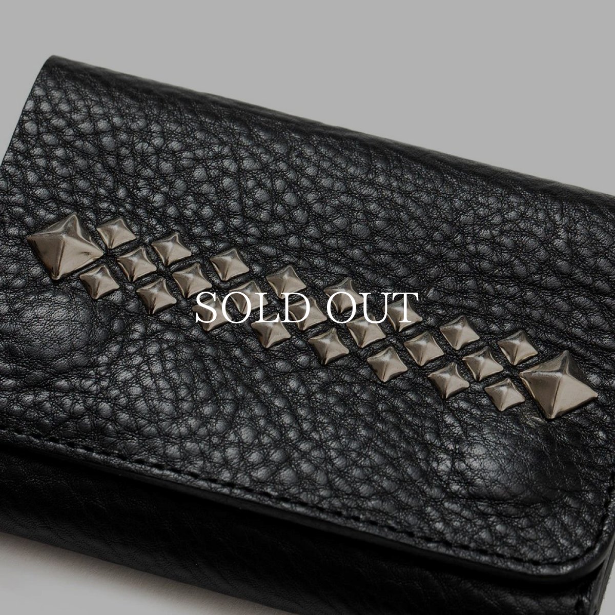 画像3: CALEE  STUDS LEATHER FLAP HALF WALLET (3)