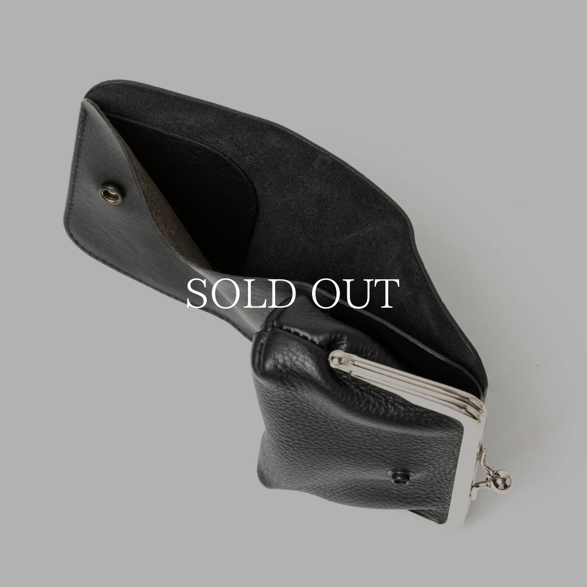 画像8: CALEE  STUDS LEATHER INTERNAL FLEX FRAME TYPE MULTI WALLET (8)