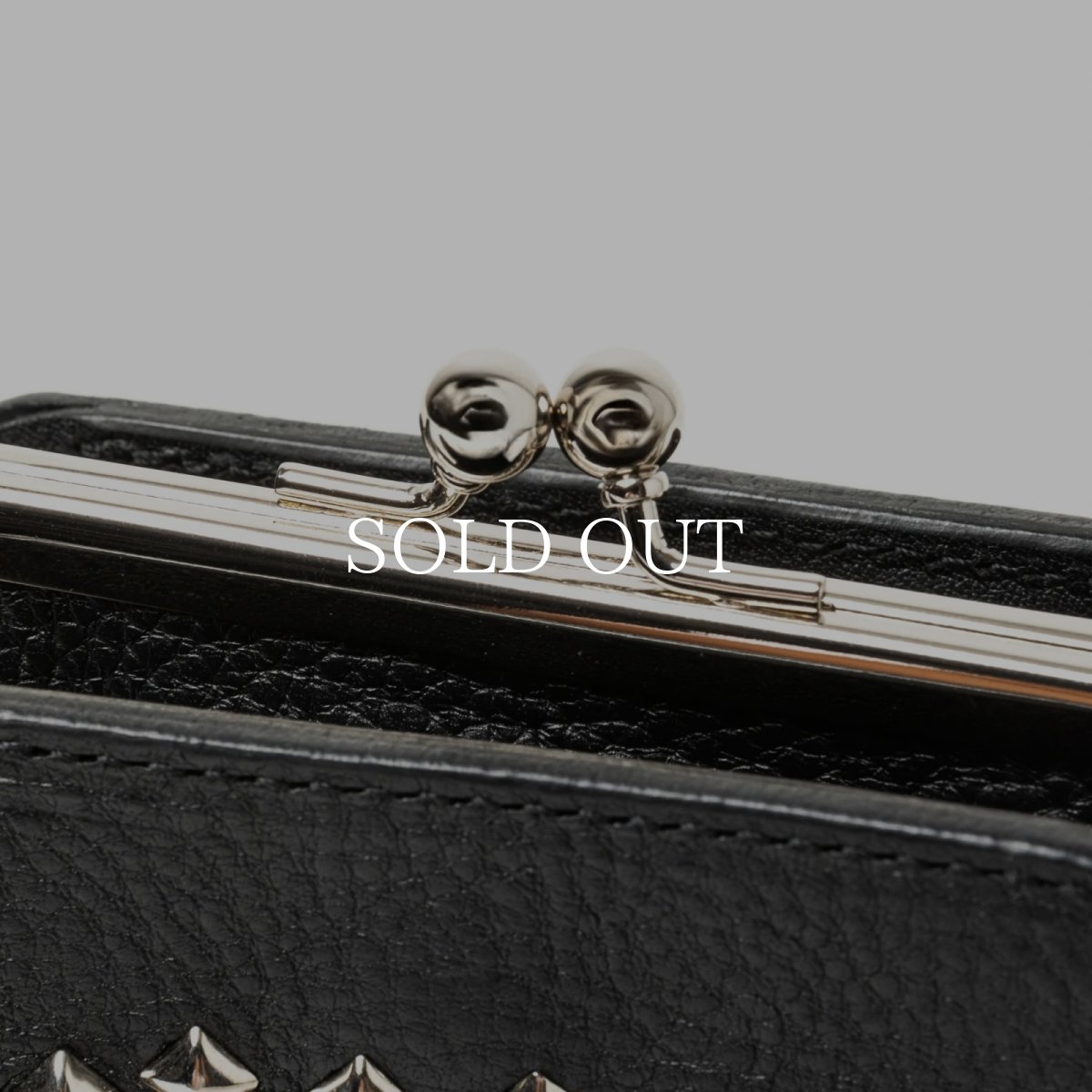 画像5: CALEE  STUDS LEATHER INTERNAL FLEX FRAME TYPE MULTI WALLET (5)