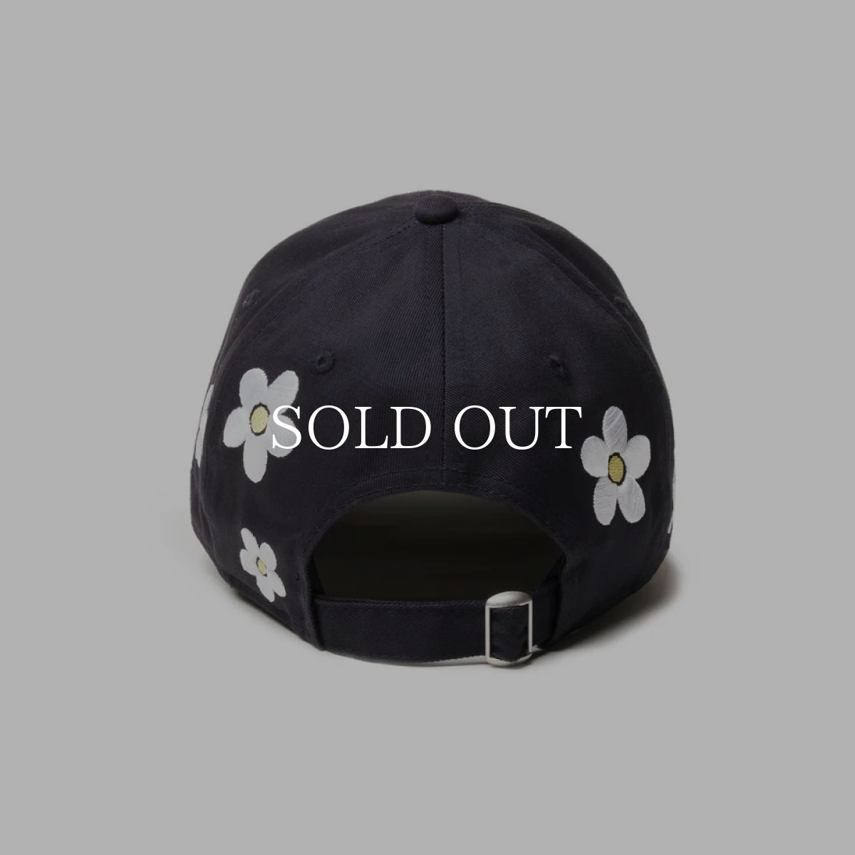 画像4: NEW ERA  9TWENTY MLB Flower Embroidery ニューヨーク・ヤンキース ネイビー (4)