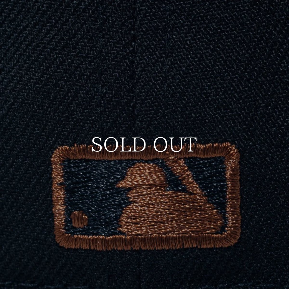 画像8: NEW ERA  59FIFTY St. Valentine's Day サンディエゴ・パドレス ブラック/ウォルナット レイヤードバイザー (8)