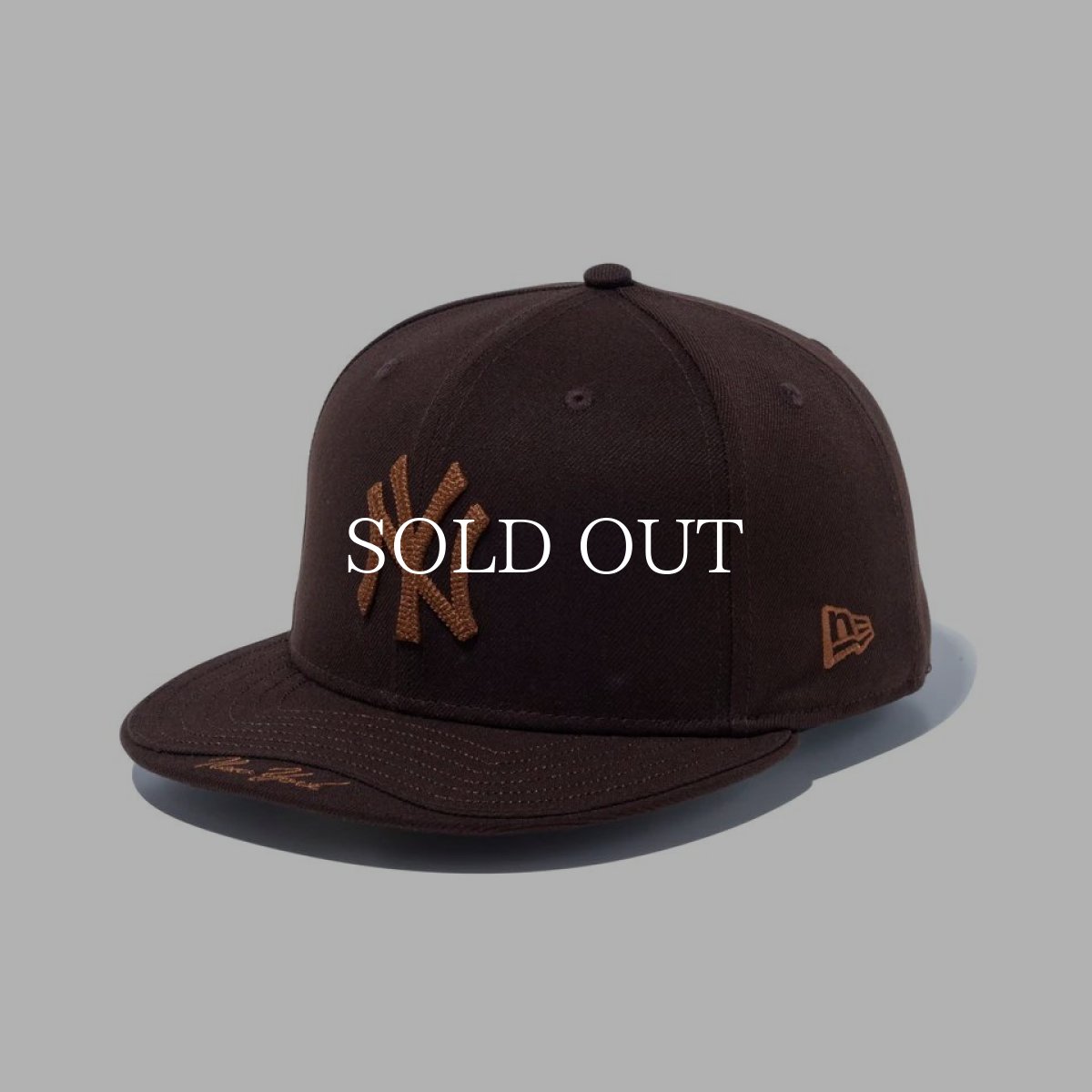 画像1: NEW ERA  59FIFTY St. Valentine's Day ニューヨーク・ヤンキース バーントウッド レイヤードバイザー (1)