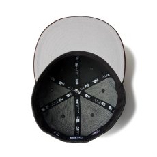 画像4: NEW ERA  59FIFTY MLB Denim 2-Tone サンディエゴ・パドレス ウォッシュド ブラックデニム バーントウッドバイザー (4)