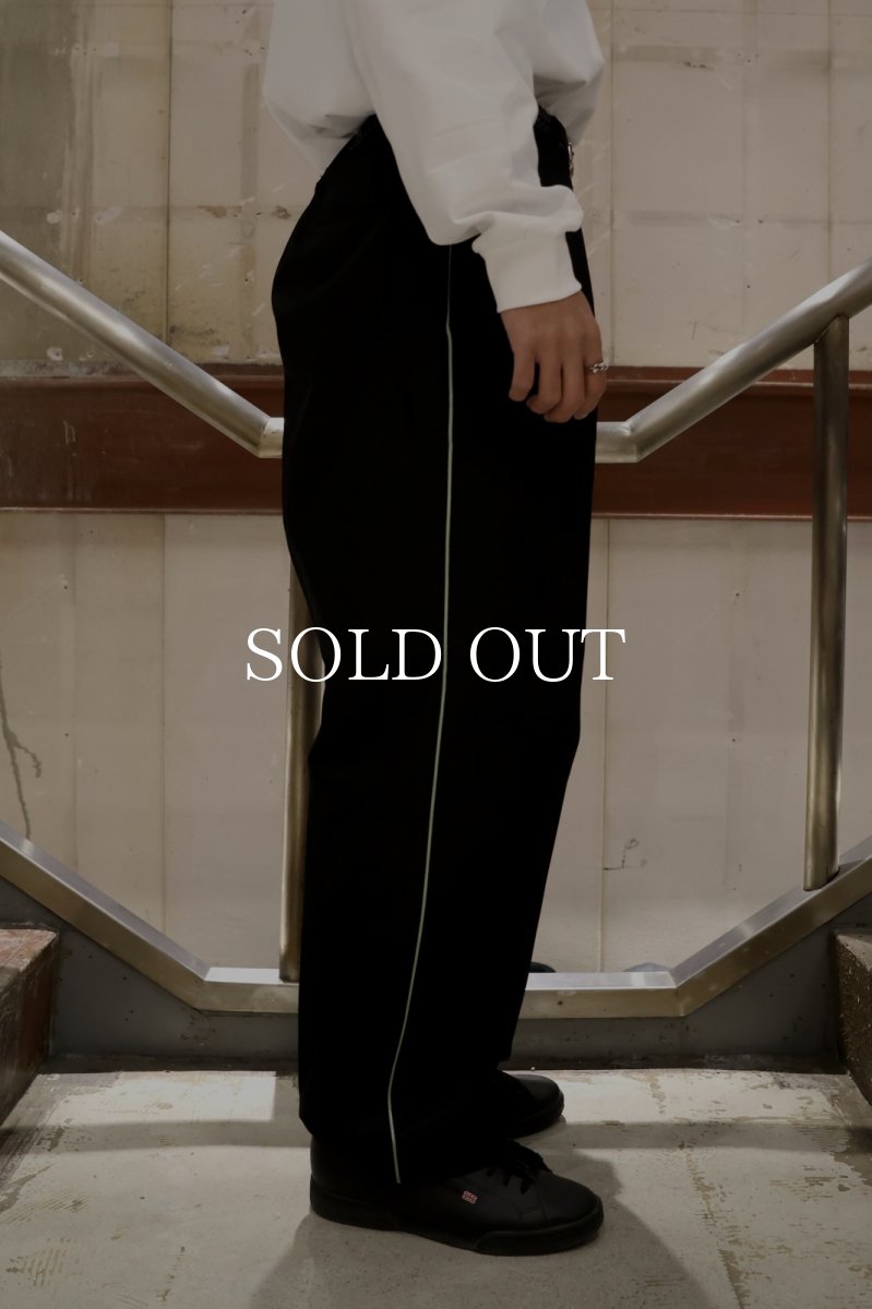 画像3: CALEE  SIDE LINE TUCK TROUSERS (3)