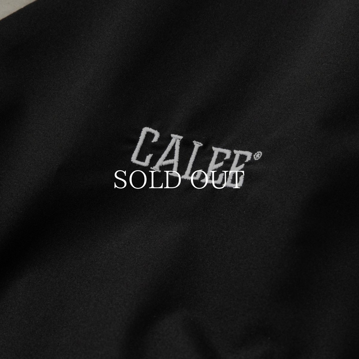 画像6: CALEE  × NEWERA®︎ CALEE LOGO OVERSIZED PIPING TRACK JACKET <EXCLUSIVE> (6)