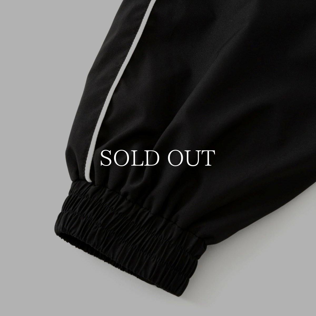 画像9: CALEE  × NEWERA®︎ CALEE LOGO OVERSIZED PIPING TRACK JACKET <EXCLUSIVE> (9)