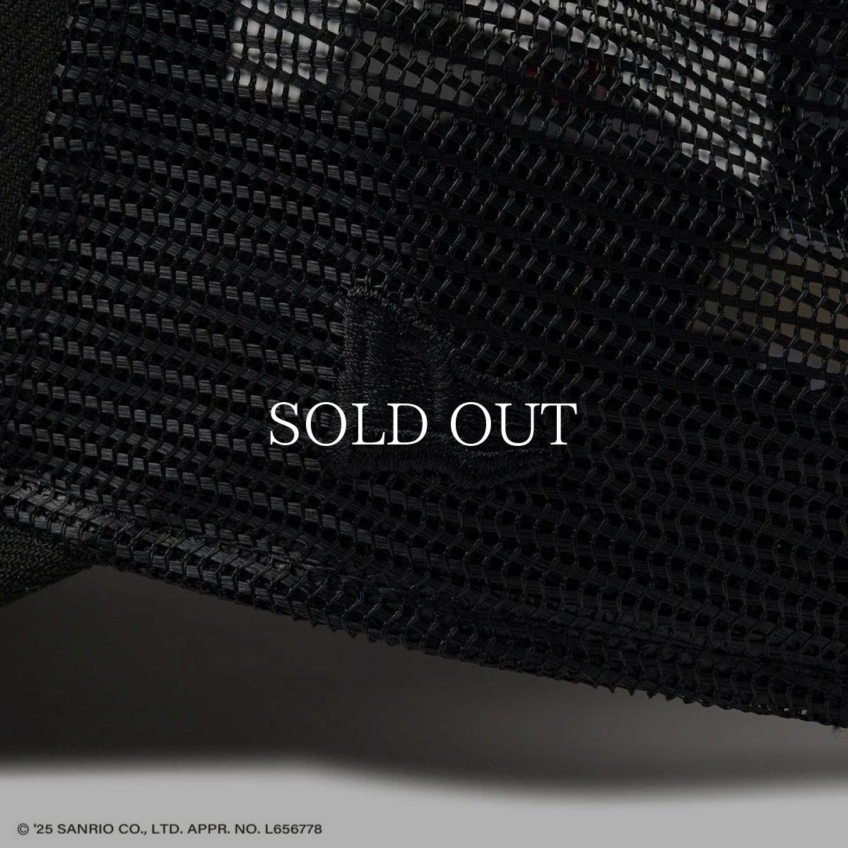 画像8: NEW ERA  9FORTY A-Frame トラッカー HELLO KITTY ラインストーン ブラック (8)