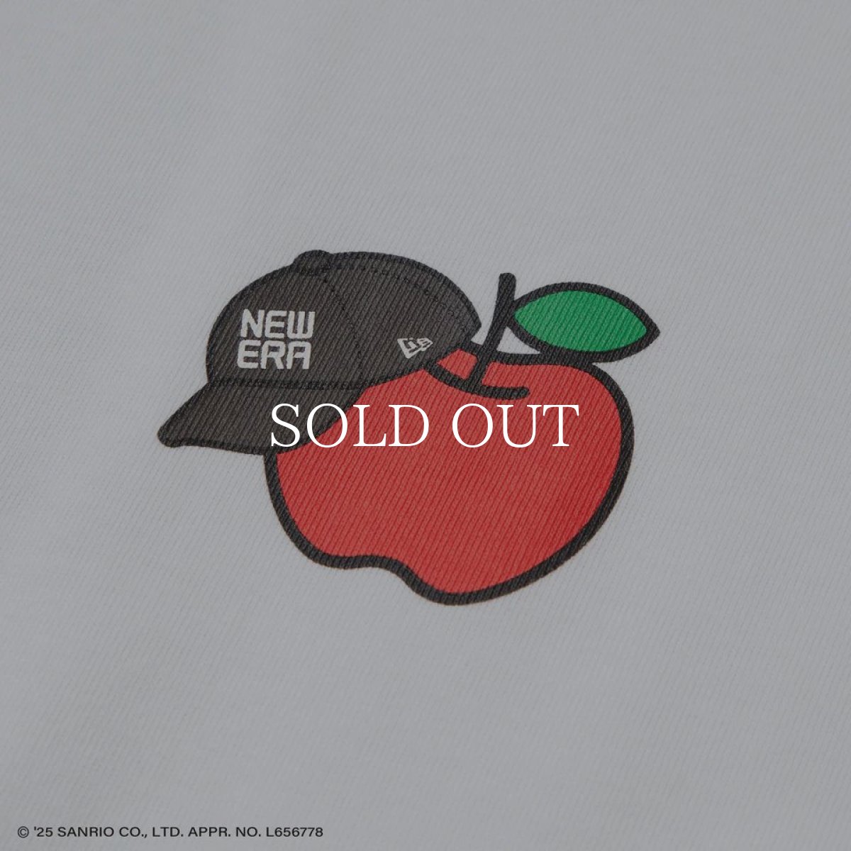 画像3: NEW ERA  半袖 オーバーサイズド コットン Tシャツ HELLO KITTY キャップ ホワイト (3)