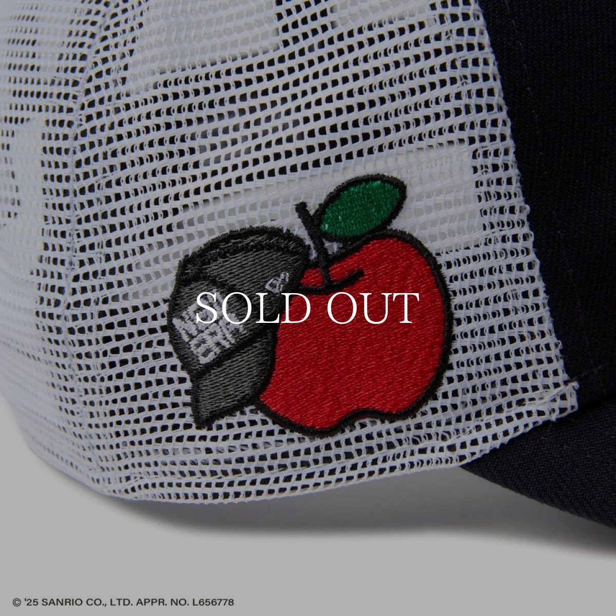 画像7: NEW ERA  Youth 9FORTY A-Frame トラッカー HELLO KITTY キャップ ネイビー (7)