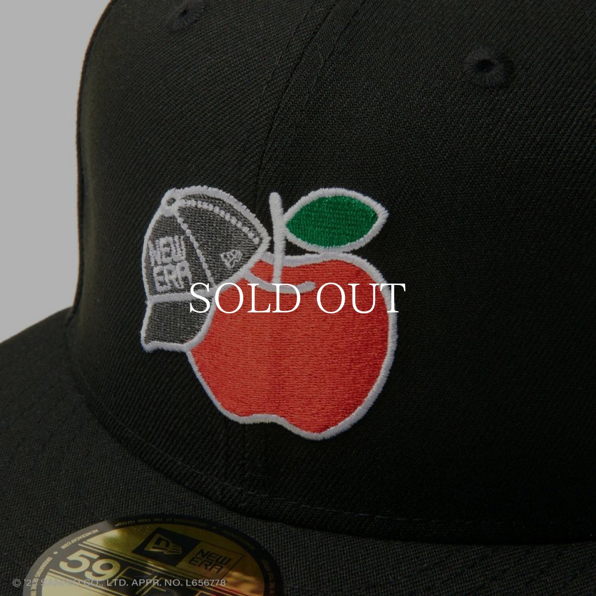 画像6: NEW ERA  59FIFTY HELLO KITTY リンゴ ブラック (6)