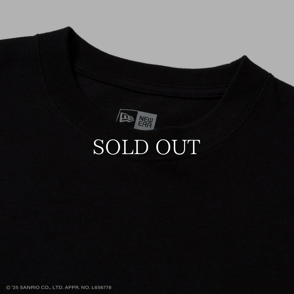 画像6: NEW ERA  半袖 オーバーサイズド コットン Tシャツ HELLO KITTY キャップ ブラック (6)