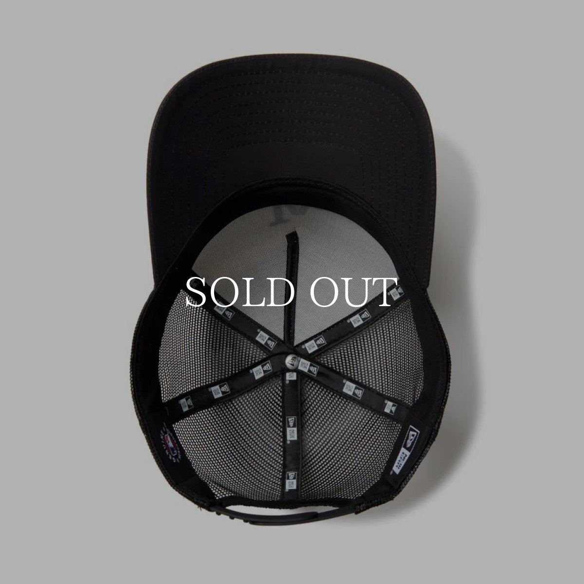 画像4: NEW ERA  9FORTY A-Frame トラッカー MLB Typewriter ロサンゼルス・ドジャース ブラック/クロームホワイト (4)