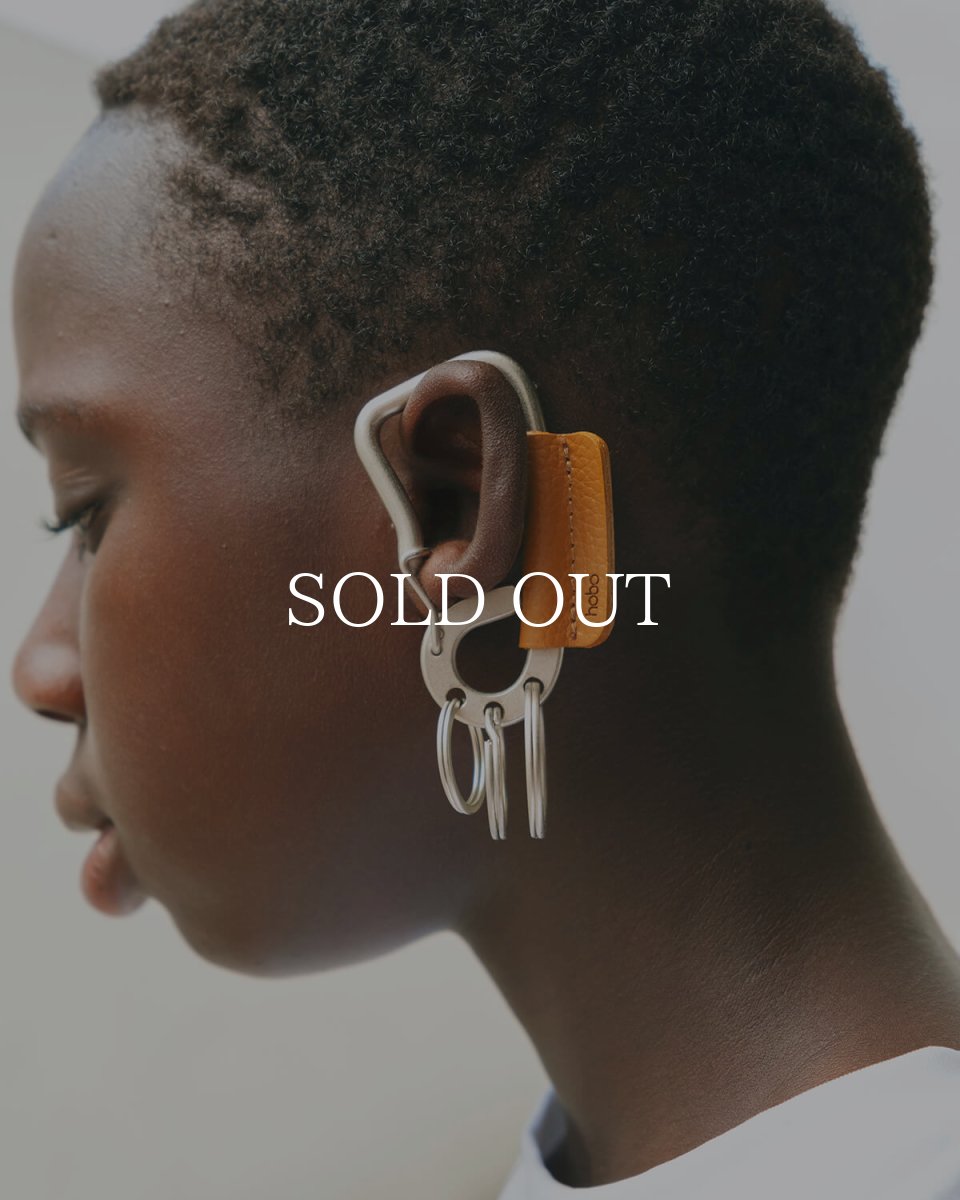 画像4: hobo  CARABINER KEY RING MATTE BRASS with SHRINK COW LEATHER (4)