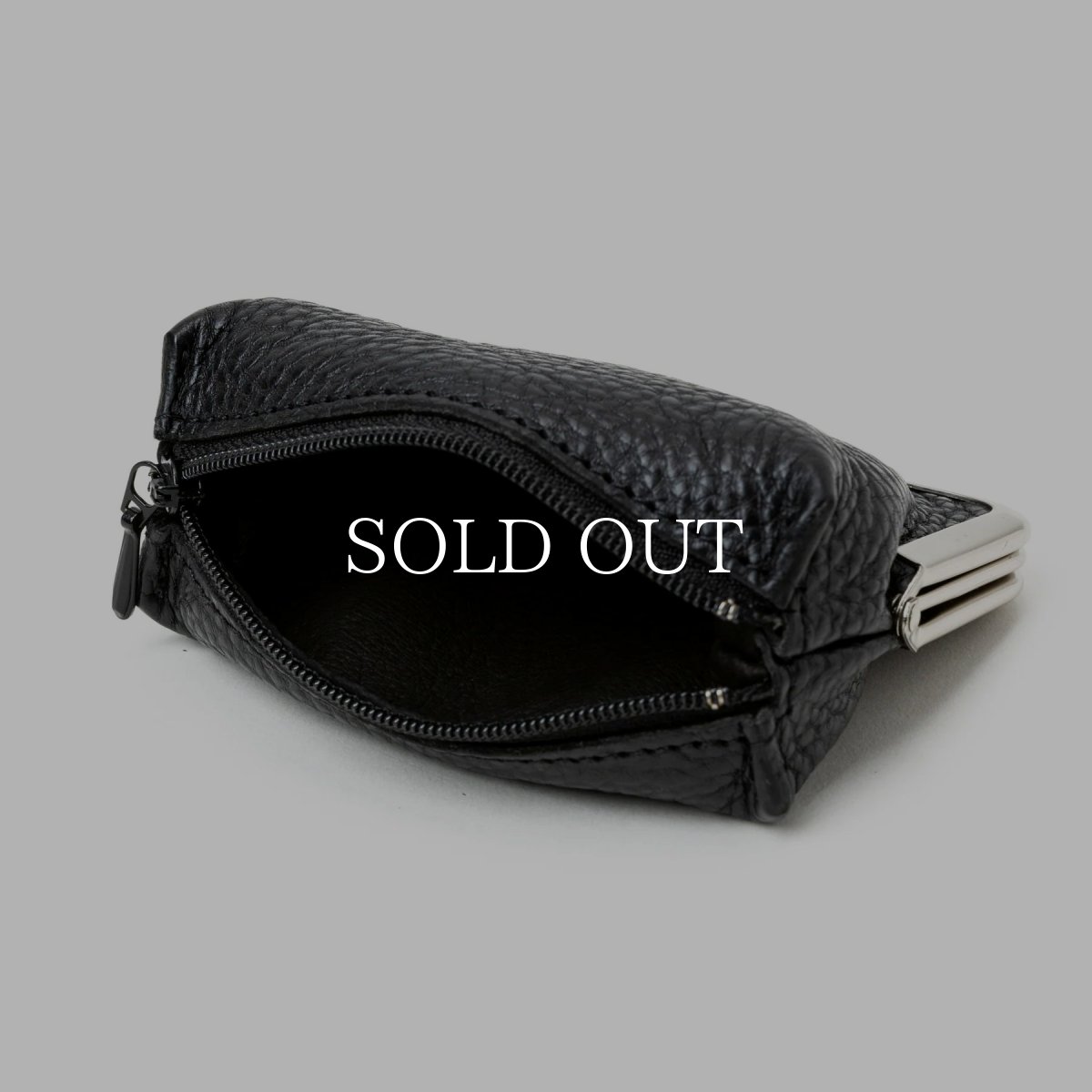 画像4: CALEE  STUDS LEATHER INTERNAL FLEX FRAME TYPE 2WAY MULTI WALLET (4)