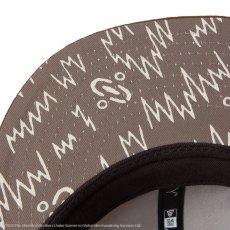 画像5: NEW ERA  RC 9FIFTY The Chemical Brothers Born In The Echoes ストーン ウォルナットバイザー (5)