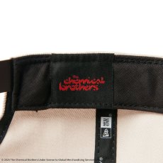 画像8: NEW ERA  RC 9FIFTY The Chemical Brothers Born In The Echoes ストーン ウォルナットバイザー (8)