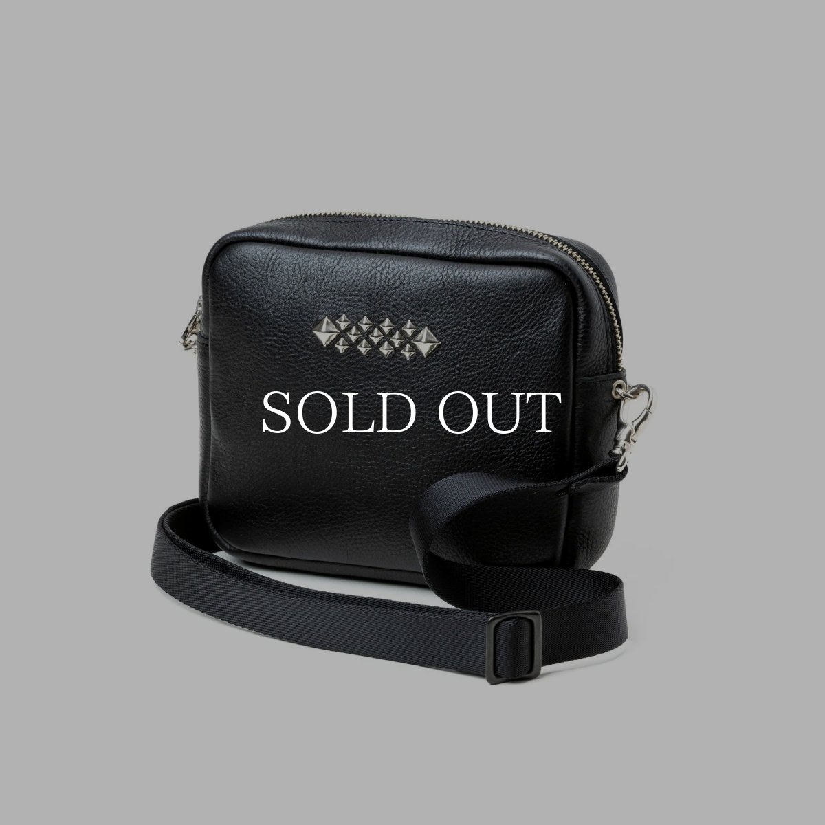 画像1: CALEE  STUDS LEATHER SHOULDER BAG ＜BOX TYPE＞ (1)