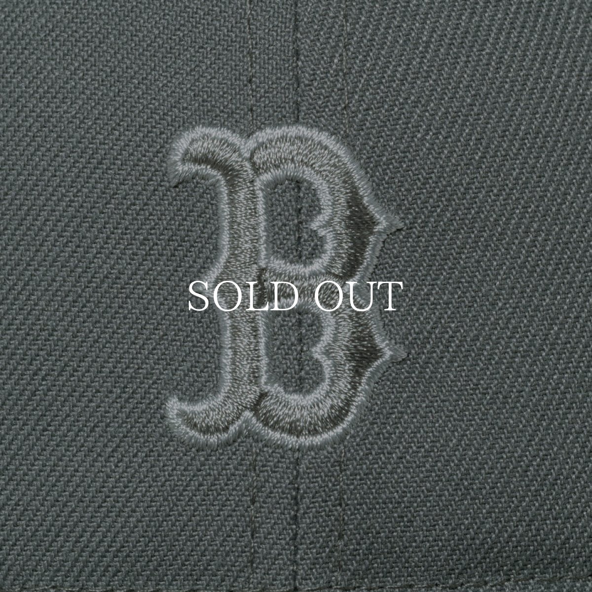 画像3: NEW ERA  9THIRTY Storm ボストン・レッドソックス ストームグレー シンセティックスウェードアンダーバイザー (3)