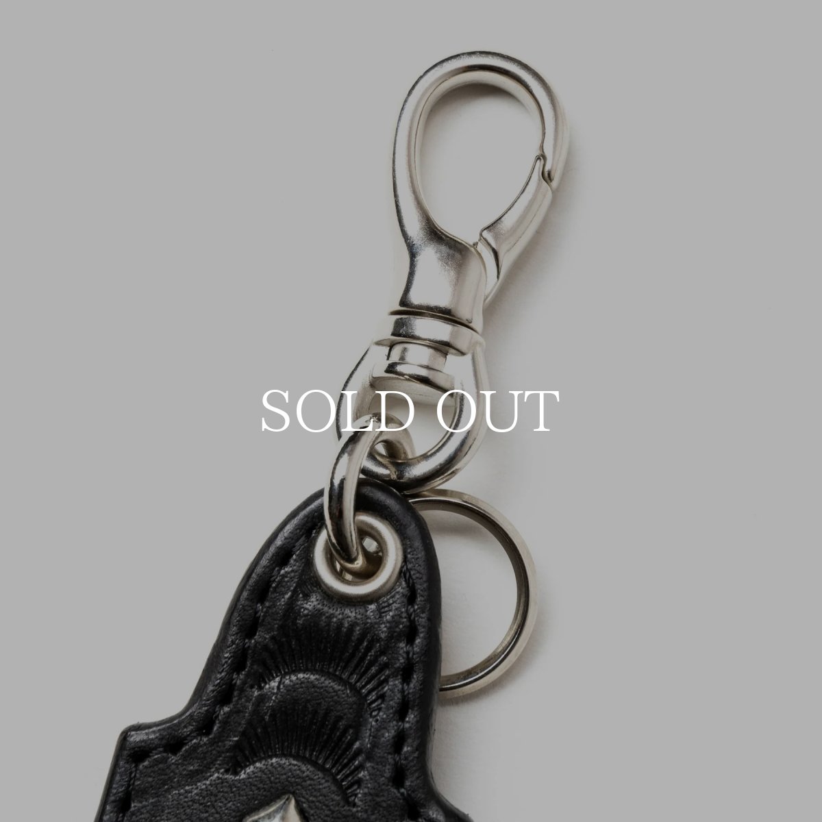 画像2: CALEE  STUDS LEATHER KEY RING (2)