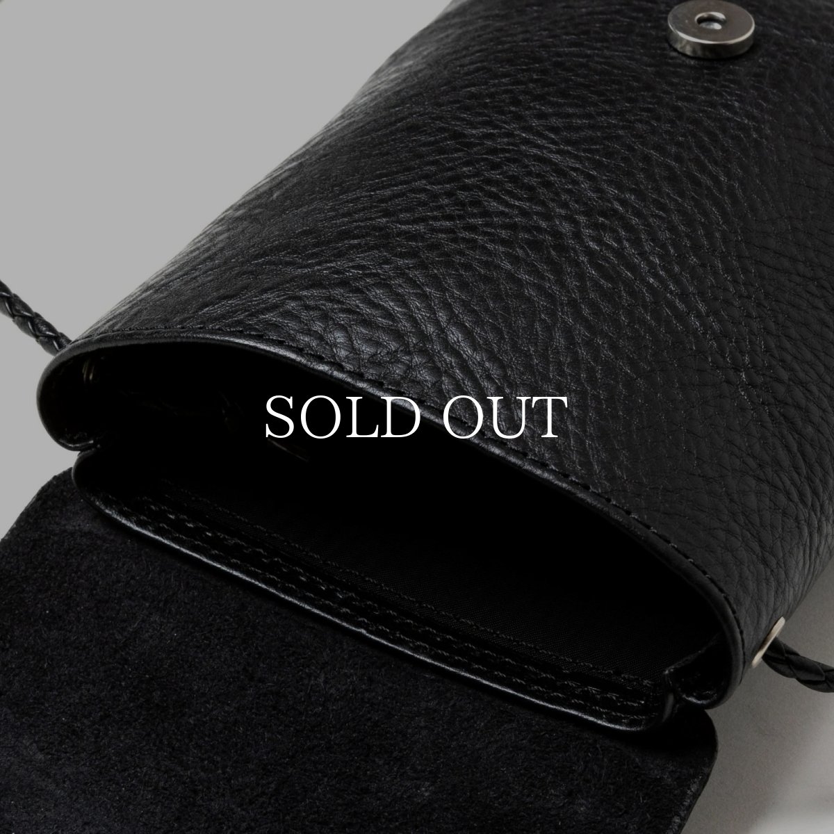 画像7: CALEE  STUDS LEATHER MULT POUCH (7)