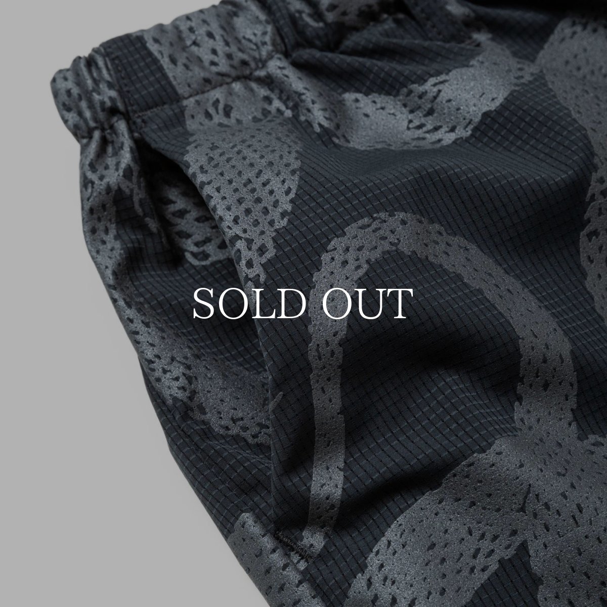 画像6: CALEE  DOTAIR®︎ SNAKE PATTERN EASY PANTS ＜REFLECTOR＞ (6)