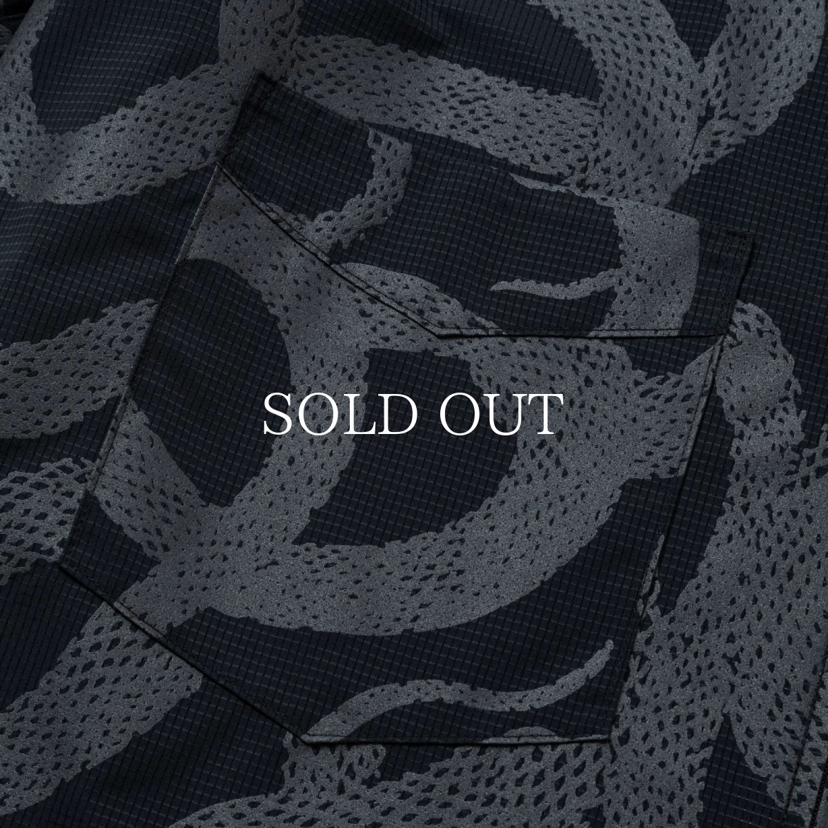 画像5: CALEE  DOTAIR®︎ SNAKE PATTERN ZIP SH ＜REFLECTOR＞ (5)