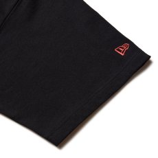 画像7: NEW ERA  半袖 オーバーサイズド コットン Tシャツ SANTA CRUZ スクリーミングハンド ブラック (7)
