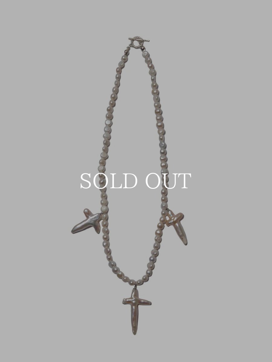 画像1: COOTIE   Distortion Cross Pearl Necklace (Type-2) (1)