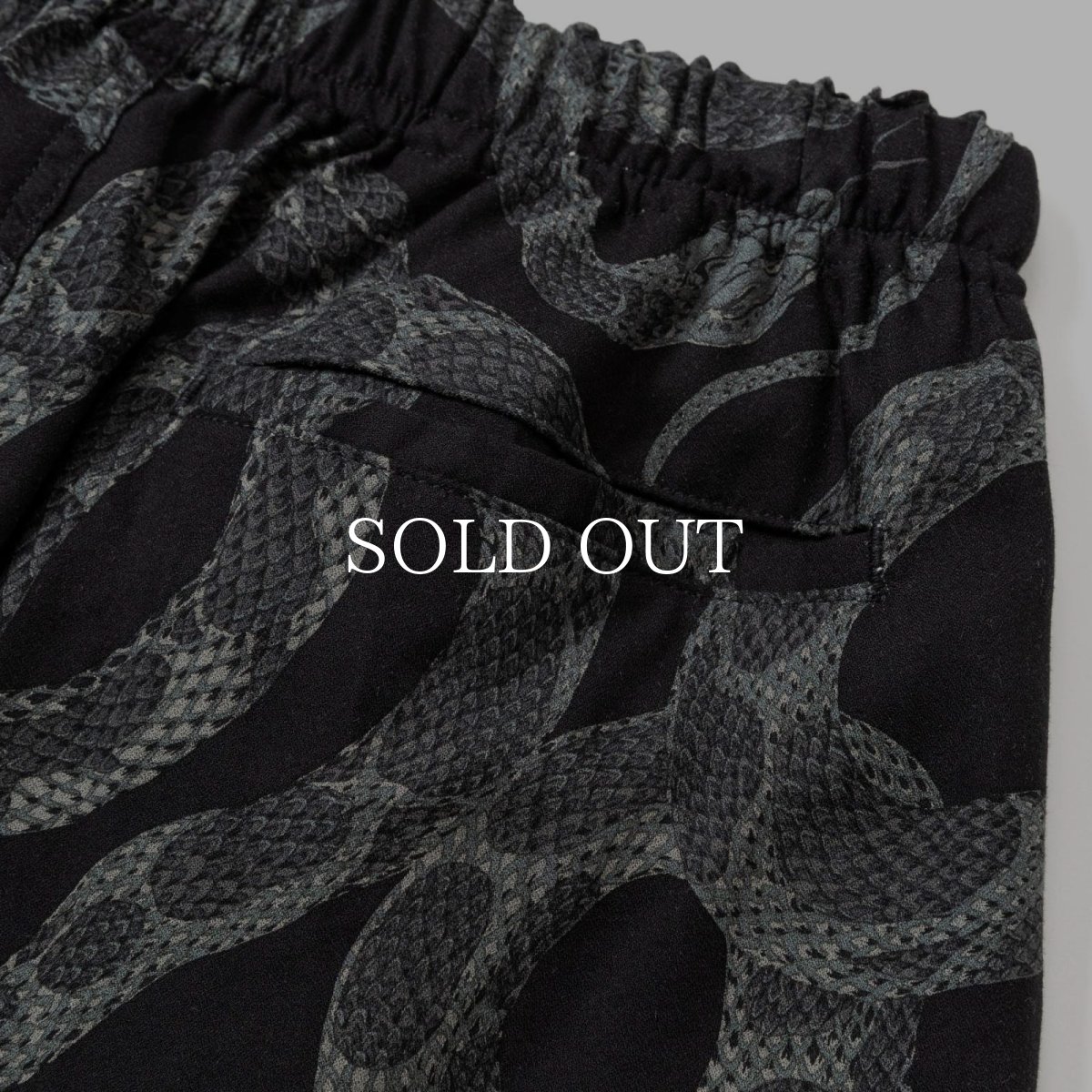 画像5: CALEE  ALLOVER SNAKE PATTERN EASY TROUSERS ＜EXCLUSIVE＞ (5)